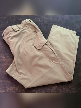 5.11 Tactical Cargo Pants Mens 44x32 Khaki Ripstop Utility Work Hiking Outdoor
